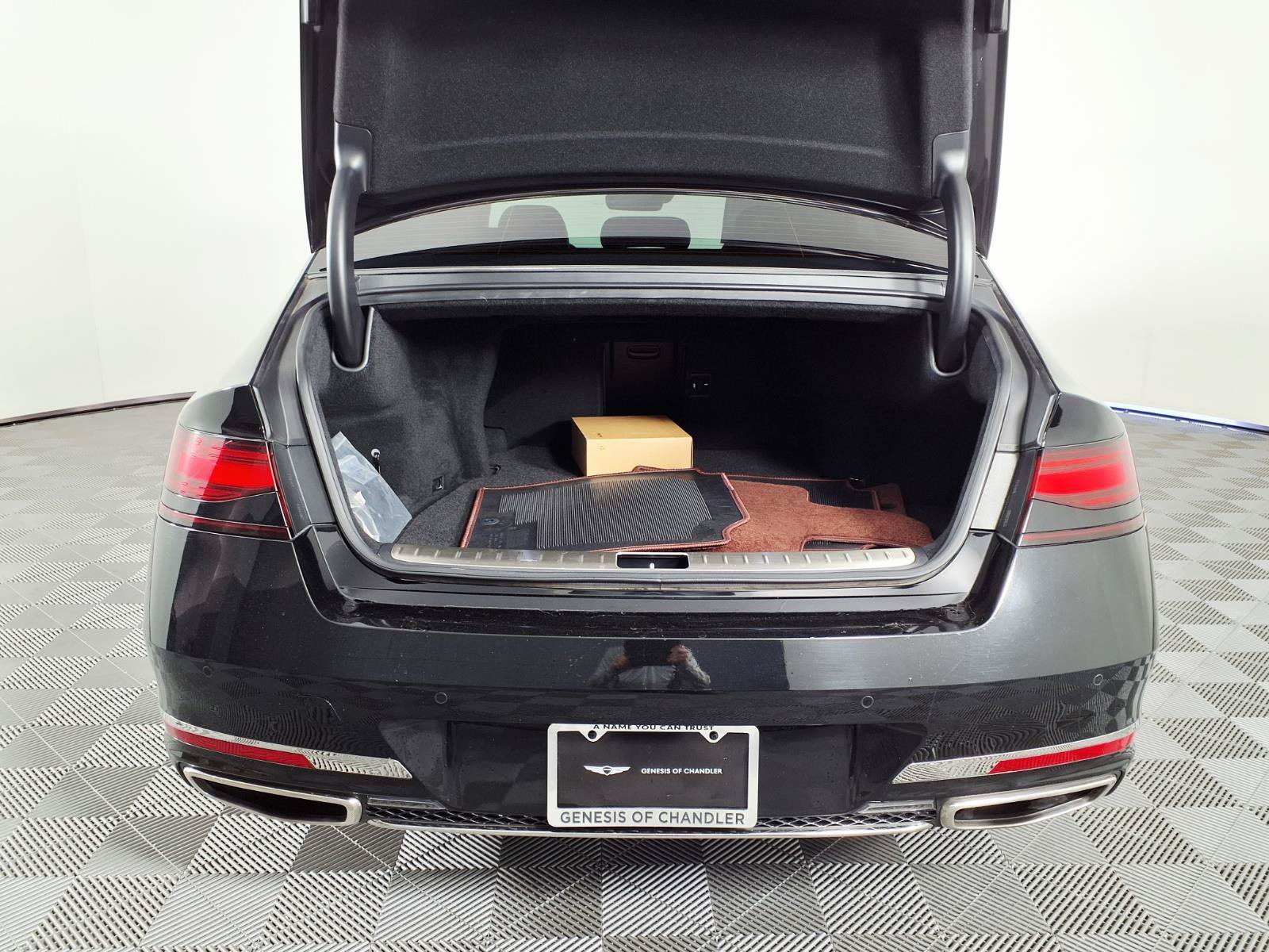 Certified 2023 Genesis G90 3.5T AWD/4WD image 8