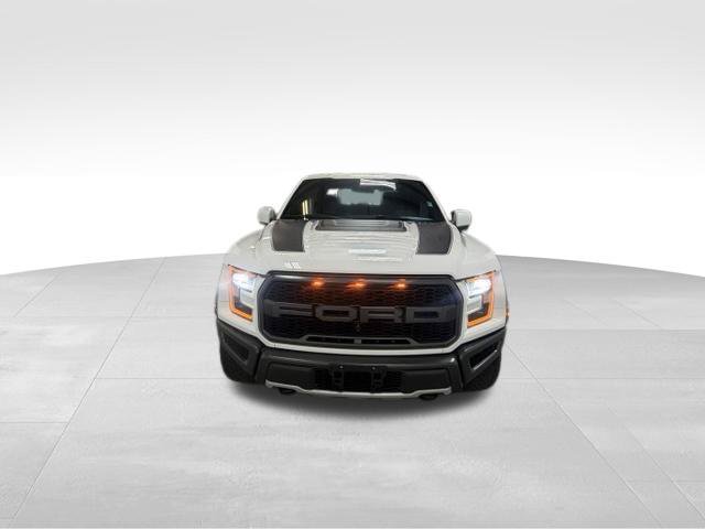 Used 2019 Ford F150 Raptor w/ Equipment Group 802A Luxury AWD/4WD image 3