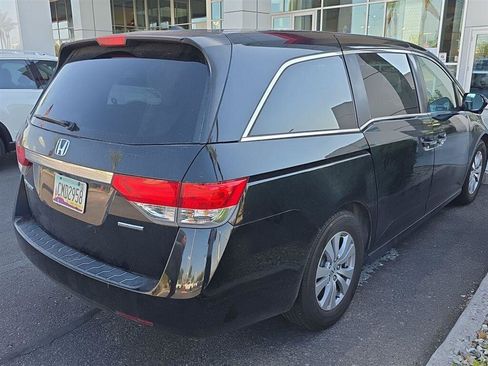 Used 2016 Honda Odyssey SE image 5