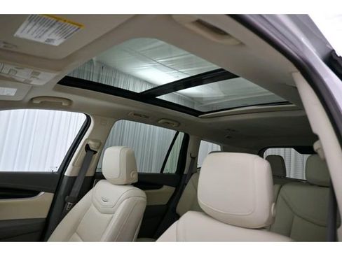 Used 2024 Cadillac XT6 Premium Luxury w/ Technology Package image 38