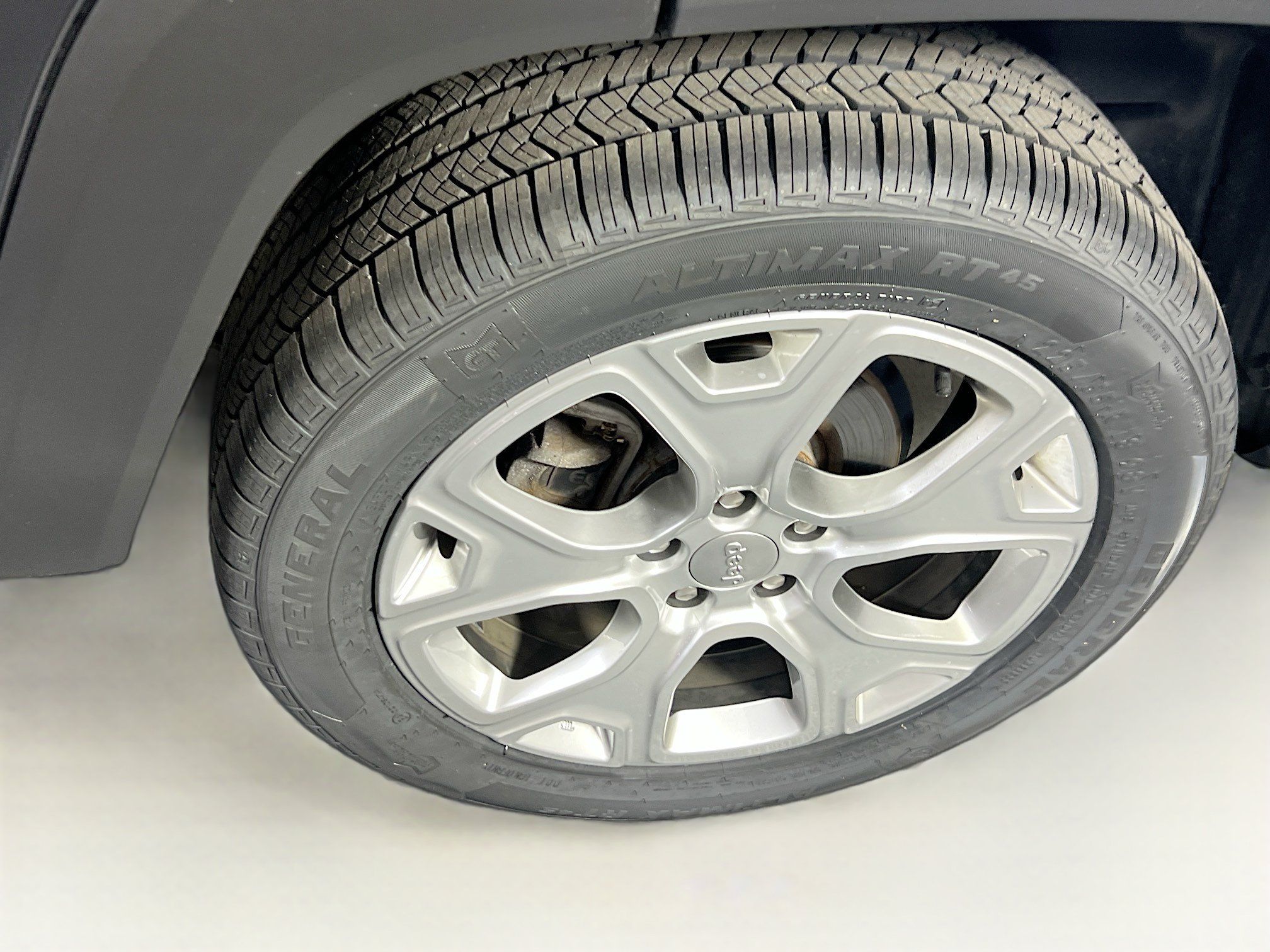 Used 2023 Jeep Renegade Limited AWD/4WD image 30
