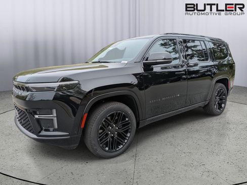 New 2026 Jeep Grand Wagoneer Limited AWD/4WD image 2