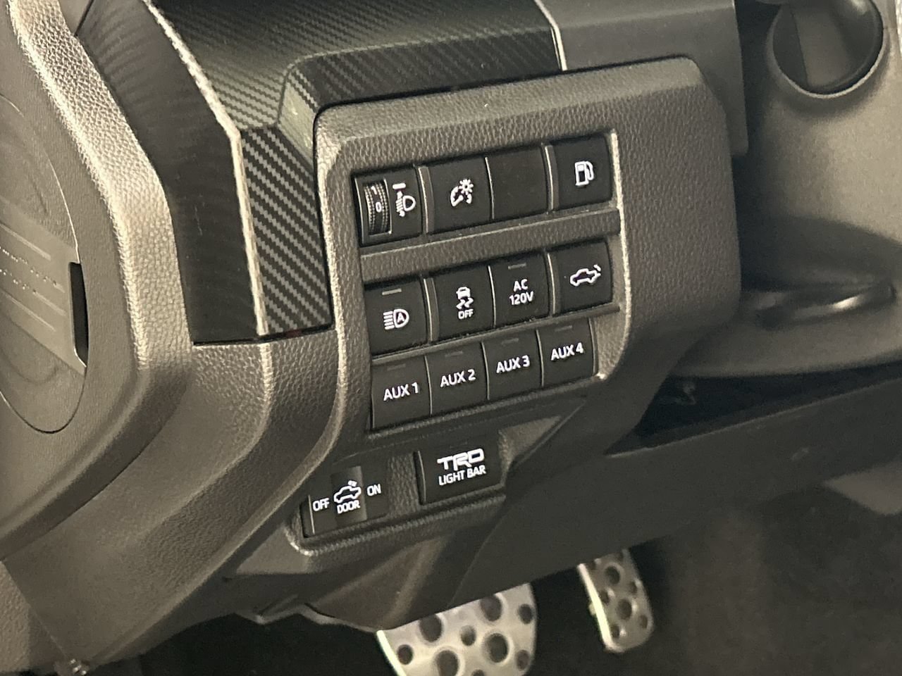 Used 2025 Toyota Tacoma TRD Pro AWD/4WD image 14