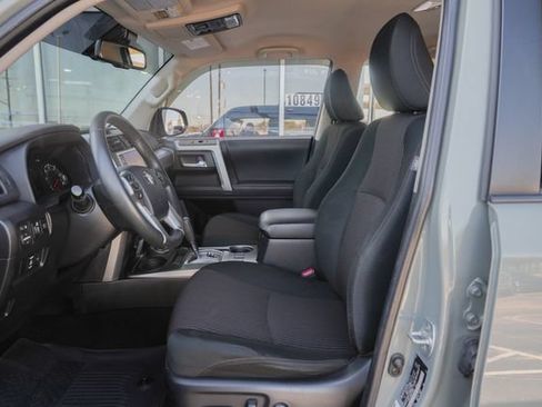 Used 2022 Toyota 4Runner Trail Special Edition AWD/4WD image 24