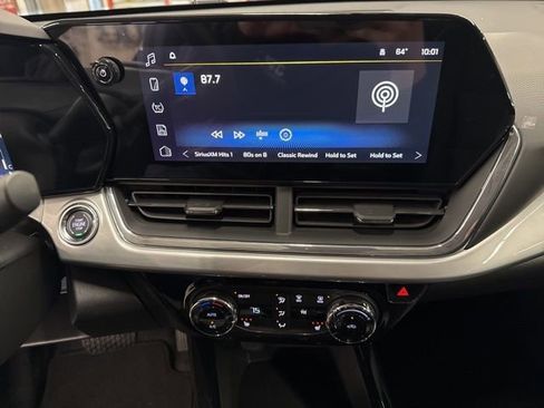 New 2026 Chevrolet Trax LT w/ Driver Confidence Package FWD image 14