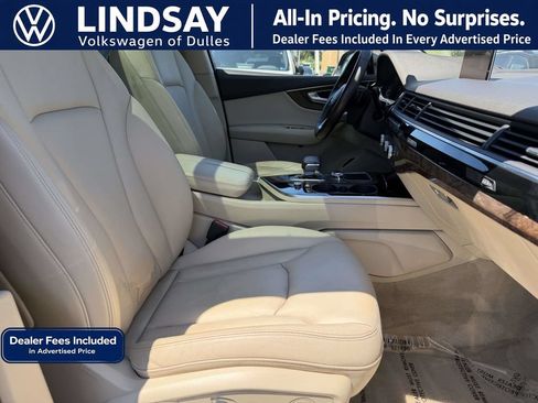 Used 2017 Audi Q7 3.0T Premium Plus w/ Premium Plus Package AWD/4WD image 12