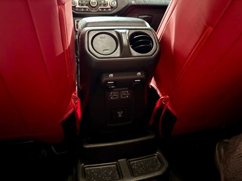 Used 2020 Jeep Wrangler Unlimited Rubicon image 30