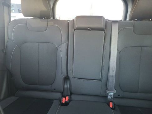 New 2025 Jeep Grand Cherokee Laredo X w/ Luxury Tech Group I image 16