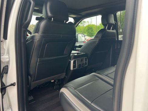 Used 2018 Ford F150 Raptor w/ Equipment Group 801A Mid image 17