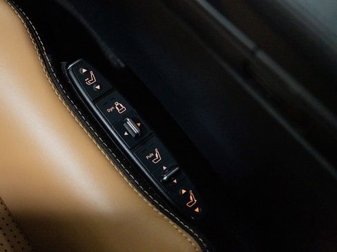 Used 2015 Mercedes-Benz E 63 AMG S-Model image 43