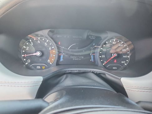 Used 2025 Jeep Compass Limited AWD/4WD image 20