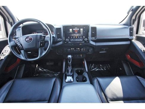 Used 2023 Nissan Frontier Pro-X w/ Pro-X Premium Package image 8