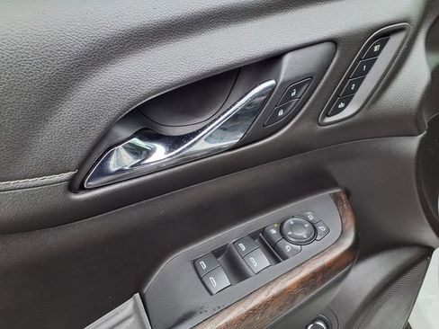 Used 2022 GMC Acadia Denali w/ Denali Technology Package AWD/4WD image 57