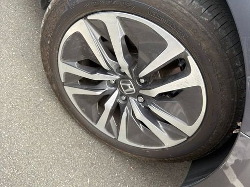 Used 2019 Honda Accord EX-L image 3