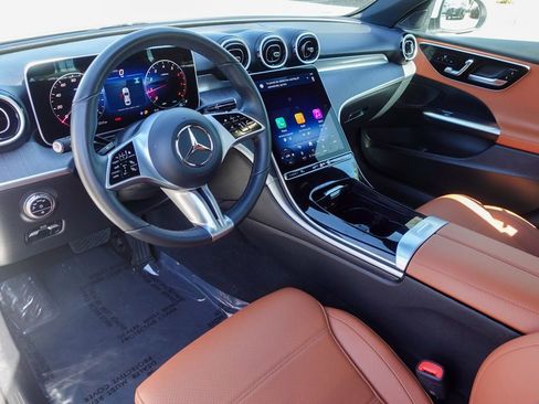 Used 2025 Mercedes-Benz C 300 4MATIC Sedan image 11