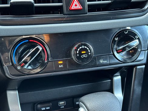 Used 2024 Kia Seltos LX image 20