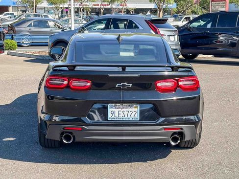 Used 2019 Chevrolet Camaro LT image 3