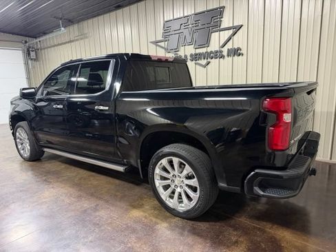 Used 2020 Chevrolet Silverado 1500 High Country w/ Technology Package AWD/4WD image 5