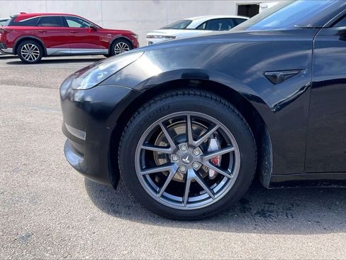 Used 2021 Tesla Model 3 Standard Range Plus RWD image 4