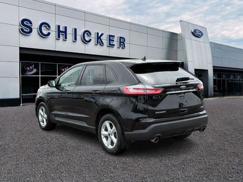 Used 2020 Ford Edge SE w/ Cargo Accessory Package FWD image 3