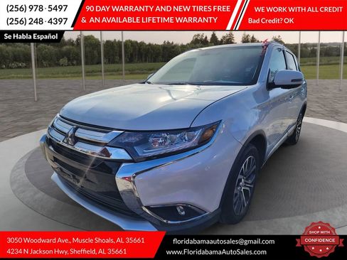 Used 2018 Mitsubishi Outlander SEL image 3