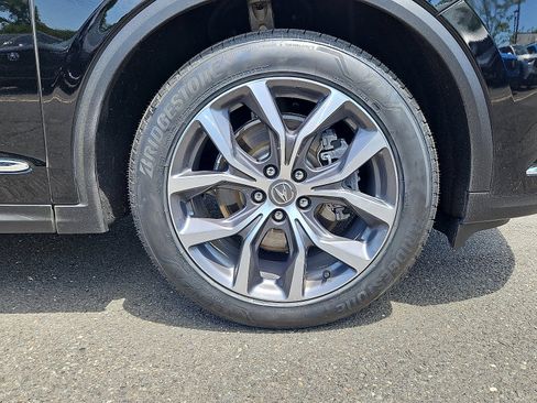 Certified 2024 Acura MDX SH-AWD w/ Technology Package image 9
