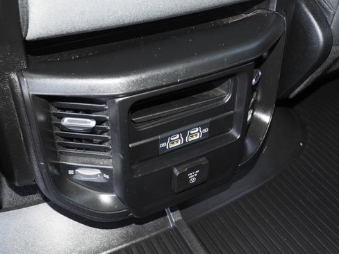 Used 2022 RAM 1500 Big Horn image 15
