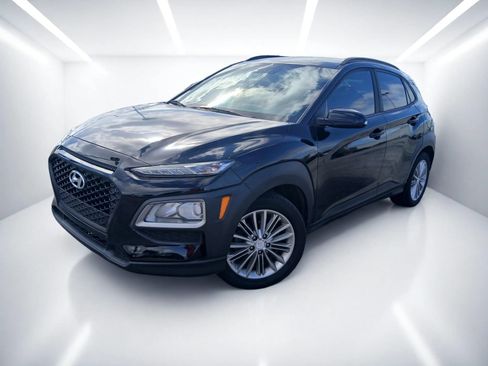 Used 2018 Hyundai Kona SEL FWD image 2