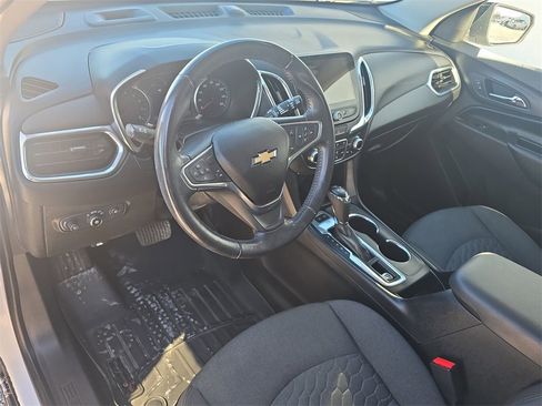 Certified 2020 Chevrolet Equinox LT image 10