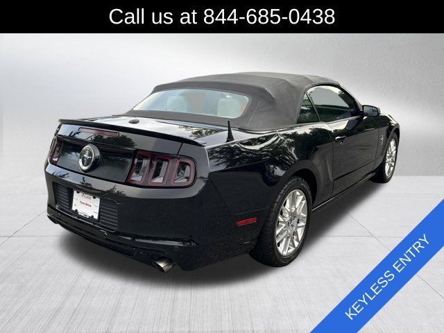 Used 2013 Ford Mustang Premium RWD image 5