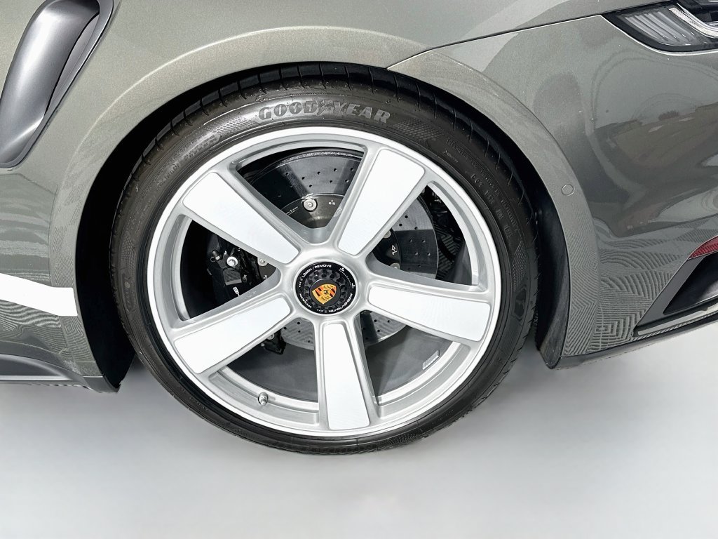 Certified 2025 Porsche 911 Turbo S AWD/4WD image 30