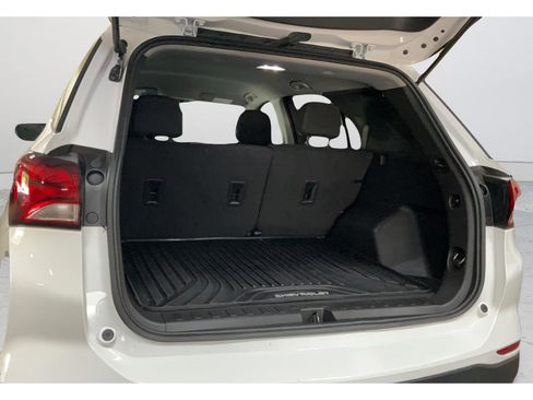 Used 2024 Chevrolet Equinox LS w/ LS Convenience Package FWD image 19