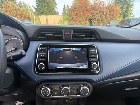 Used 2025 Nissan Versa SV image 22