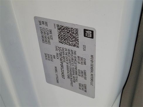 Certified 2024 GMC Savana 2500 w/ Driver Convenience Package image 30