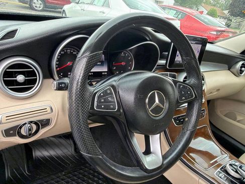 Used 2015 Mercedes-Benz C 300 4MATIC Sedan image 21