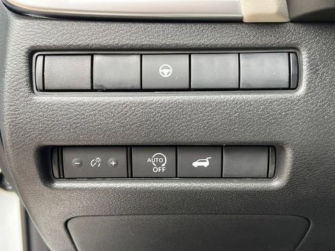 New 2026 Nissan Rogue SV image 17