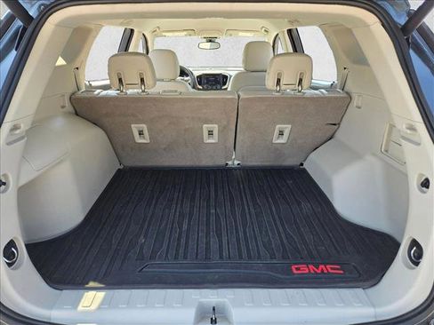 Used 2020 GMC Terrain Denali w/ Denali Premium Package image 6