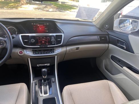 Used 2015 Honda Accord EX-L image 12