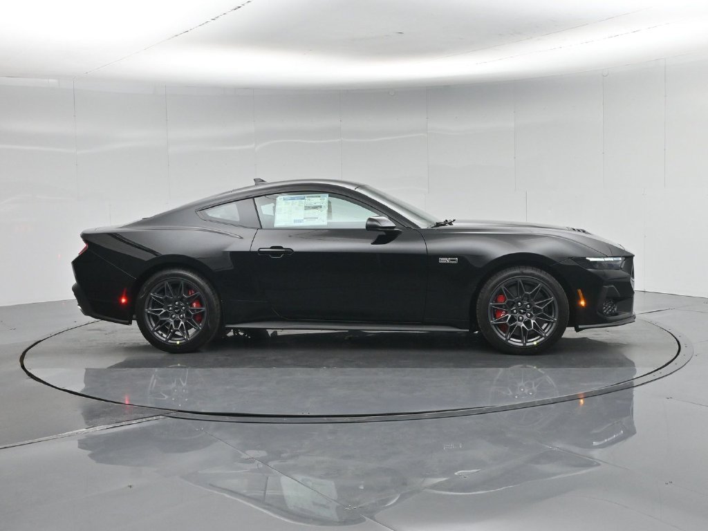 New 2026 Ford Mustang GT Premium w/ GT Performance Package RWD image 24