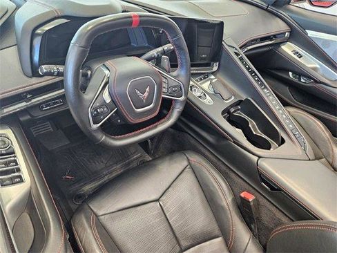 Used 2023 Chevrolet Corvette Stingray Premium Conv w/ Z51 Performance Package image 9