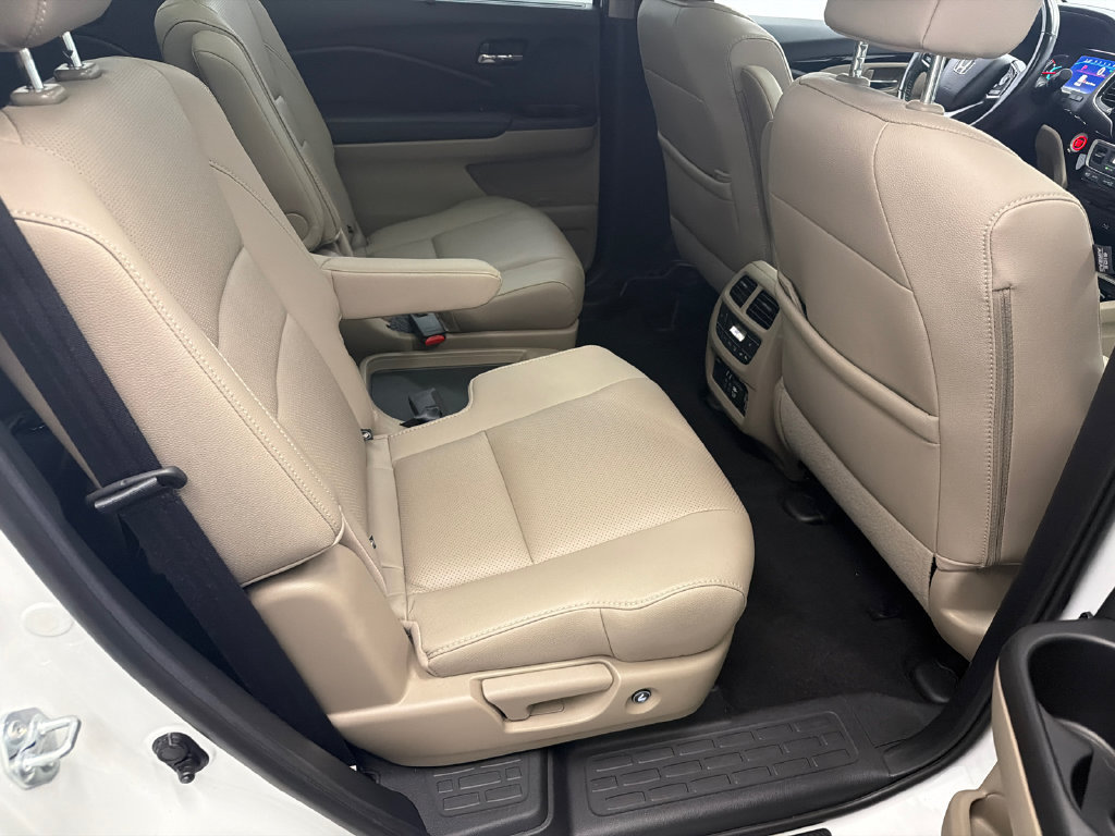 Used 2022 Honda Pilot Elite image 17