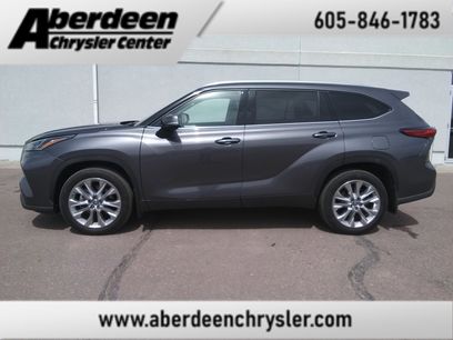 Used 2021 Toyota Highlander Limited
