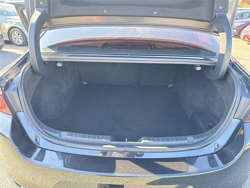 Used 2023 MAZDA MAZDA3 s image 12