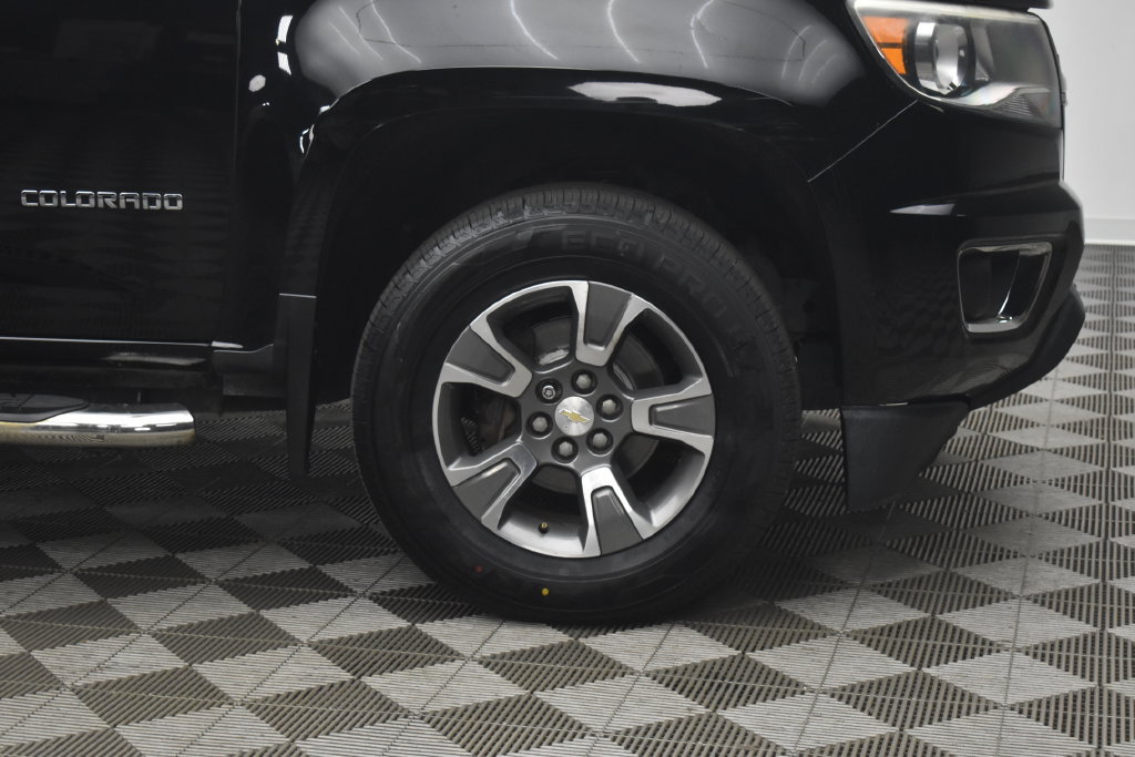 Used 2016 Chevrolet Colorado Z71 AWD/4WD image 27