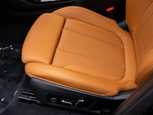 Certified 2024 BMW X3 xDrive30i w/ Premium Package w/ZPA image 14