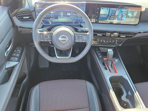 New 2026 Nissan Kicks SR FWD image 5