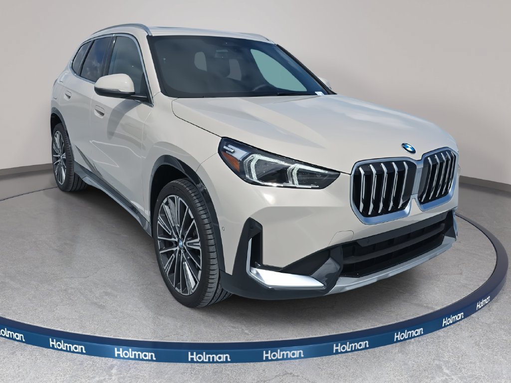 Used 2026 BMW X1 xDrive28i w/ Convenience Package AWD/4WD image 4