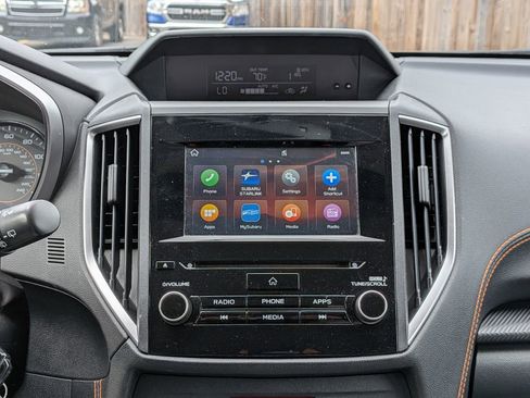 Used 2020 Subaru Crosstrek 2.0i Premium image 18