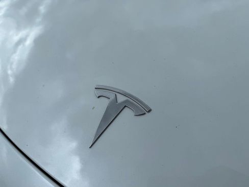 Used 2023 Tesla Model 3 Long Range AWD/4WD image 6