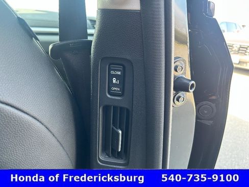 Used 2026 Honda Odyssey EX-L image 31